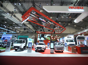 Isuzu Catat 969 SPK di GIIAS 2025, Naik 52 Persen dari Tahun Lalu