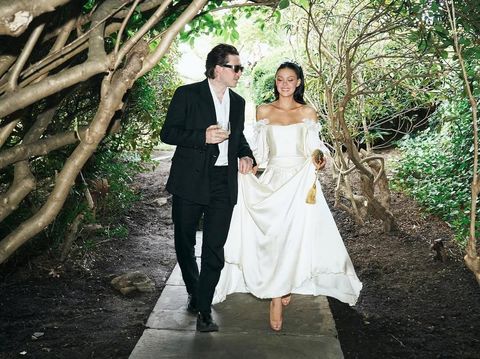 Brooklyn Beckham dan Nicola Peltz Menikah Ulang.