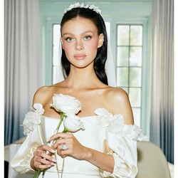 Heboh Nicola Peltz Hapus Jejak Keluarga Beckham di Medsos