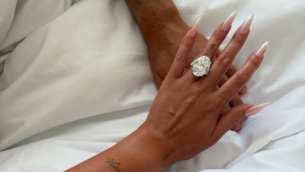 Cincin Tunangan Georgina Rodriguez dari Cristiano Ronaldo