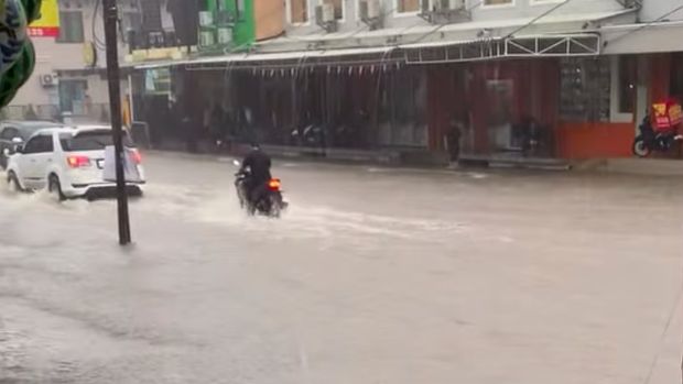 Genangan banjir di kawasan Jatiasih, Bekasi (dok Pribadi/Hartono)