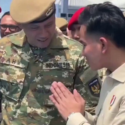 Gibran Rakabuming Raka mengunggah momen kebersamaan dengan Menteri Koordinator Infrastruktur dan Pembangunan Kewilayahan Agus Harimurti Yudhoyono (AHY).