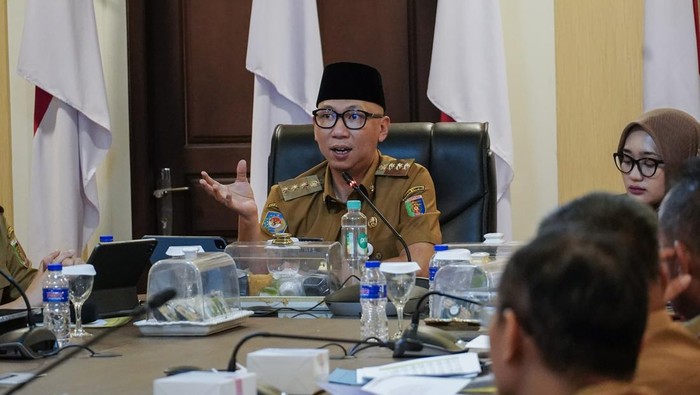 Gubernur Lampung Rahmat Mirzani Djausal