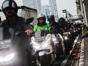 Sempat Ada Kebakaran di MT Haryono, Lalin Cawang Arah Pancoran Macet