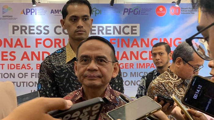 Kepala Eksekutif Pengawasan PVML OJK Agusman.