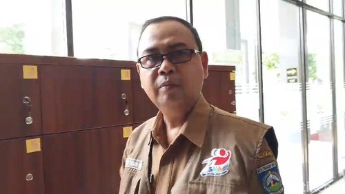 Mantan Kepala Dikbud NTB, Aidy Furqan mendatangi Kejati NTB untuk diperiksa terkait pengadaan chromebook tahun 2021-2023, Selasa (12/8/2025).