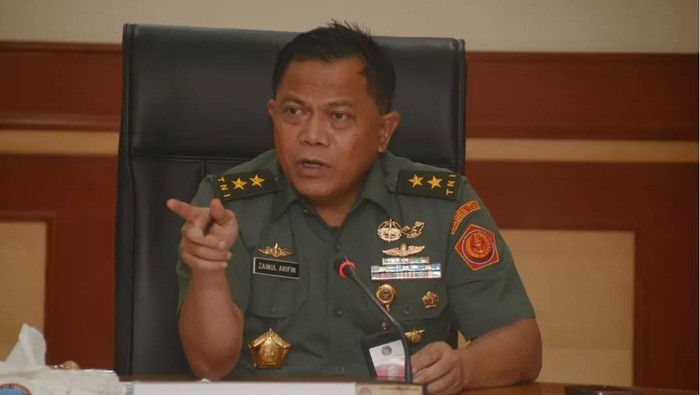 Mayjen TNI Zainul Arifin.