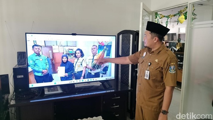 MN saat diamankan pihak RSSA Malang