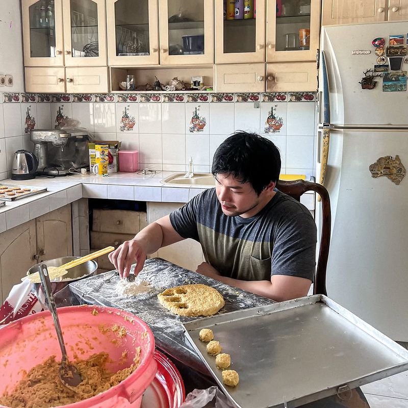 Nicholas Sean jualan cookies