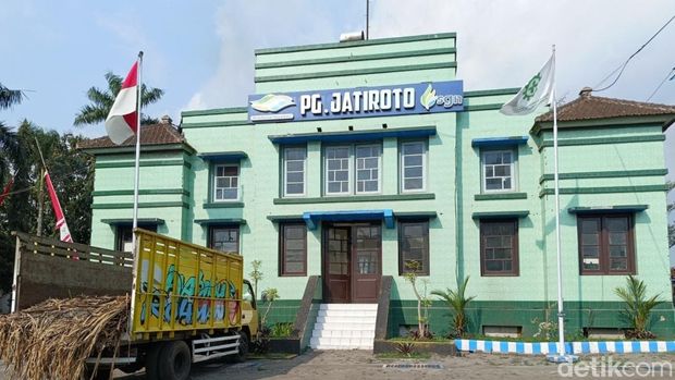 Pabrik Gula (PG) Jatiroto Lumajang Pabrik Gula (PG) Jatiroto Lumajang