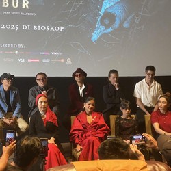 Rasa Kehilangan yang Mencekam Nirina Zubir dan Para Pemain Panggilan Dari Kubur