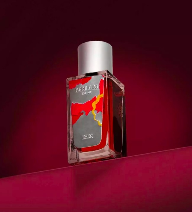 Parfum Wanita yang Tercium dari Jarak Jauh