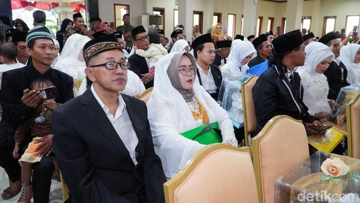Puluhan pasangan ikuti isbat nikah massal di Lamongan