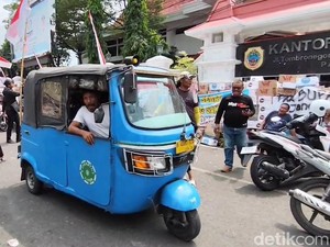 Kisah Paijan 12 Jam Sopiri Bajaj Jakarta-Pati Bawa Donasi Demo Bupati Sudewo
