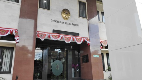 Suasana halaman Pengadilan Agama Badung, Bali, Selasa (12/8/2025). (Agus Eka/detikBali)