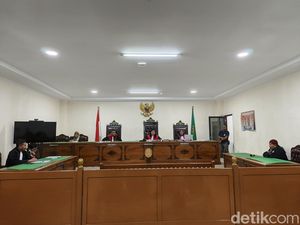 Annar Sampetoding Sakit, Sidang Tuntutan Kasus Uang Palsu Kembali Ditunda