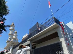 dr Yusdeny Tak Gentar Status PNS Dicabut Usai Kibarkan Bendera One Piece