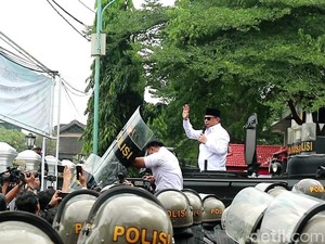 Demo Bupati Pati Berlanjut Pansus Pemakzulan, Ini Respons Kemendagri