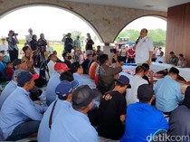 Pelaku Wisata hingga Nelayan Deklarasi Tolak KJA di Pangandaran