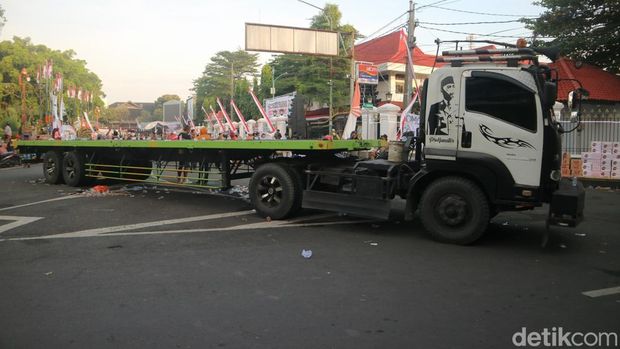 Suasana di depan Kantor Bupati Pati menjelang aksi demo hari ini, Rabu (13/8/2025).
