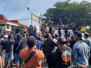Kemendagri Pastikan Kenaikan PBB Gila-gilaan di Daerah Ditunda & Dicabut