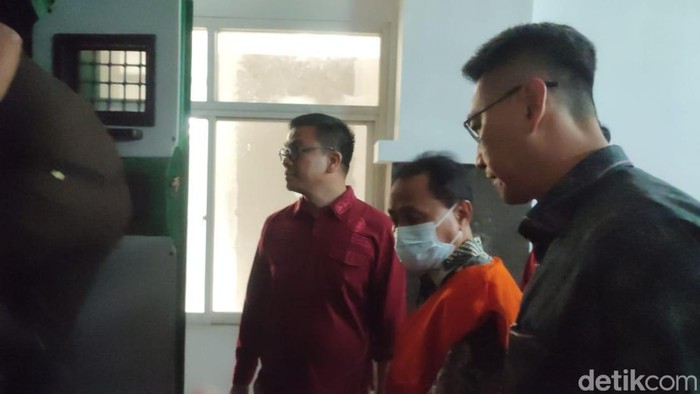 Dosen UGM berinisial HU ditahan Kejati Jateng diduga terlibat Korupsi.
