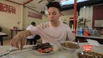 Fero Walandouw Cicip Sate hingga Bubur Bakar saat Jadi Host Acara Kuliner