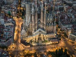 Foto Bangunan yang Bikin Melotot karena Desainnya Tak Biasa