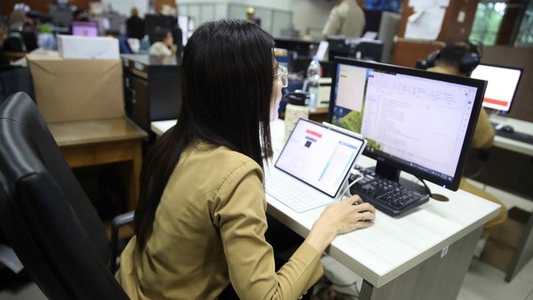 Komisi II Minta WFA Dikaji Lagi: Bagaimana Keadilan Bagi yang Tak Bisa WFA?