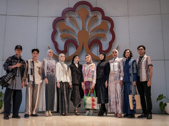 Jakarta Muslim Fashion Week (JMFW) 2026 mengangkat tema ‘Essential Lab’, akan berlangsung pada 6–9 November di Kartika Expo Center, Balai Kartini, Jakarta.