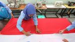 Gubernur Khofifah Menjahit Merah Putih Bareng Ribuan Pelajar Jatim