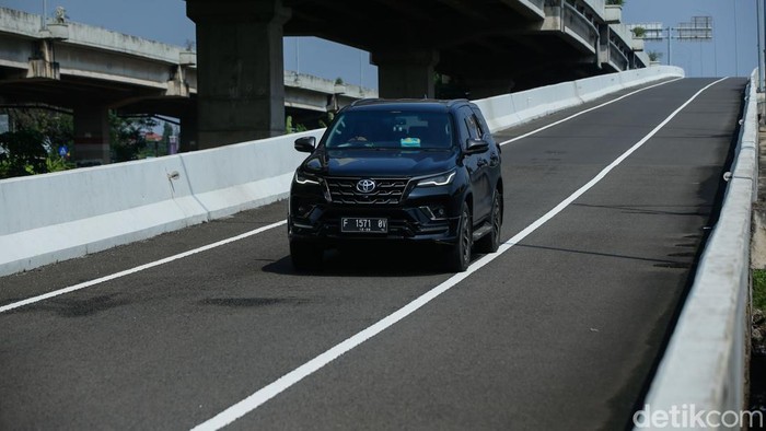 Mulai Berlaku, Tarif Tol Becakayu Naik Hingga Rp1.000 Tarif Tol Becakayu resmi naik sejak Sabtu (9/8/2025) dengan penyesuaian Rp500–Rp1.000. Kenaikan ini dilakukan setelah seluruh standar layanan terpenuhi.
