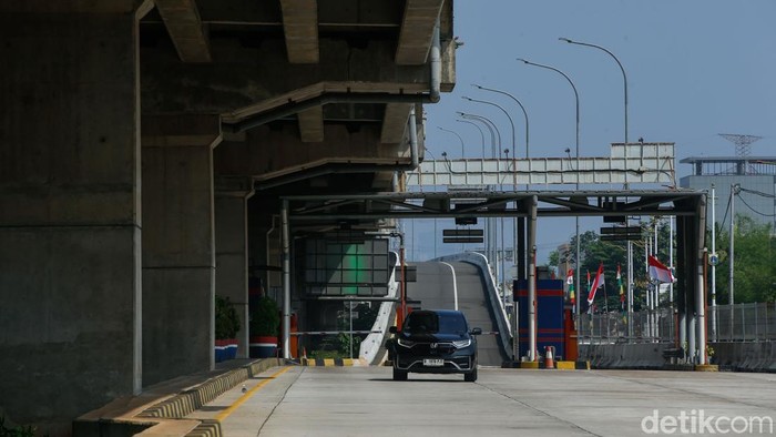 Tarif Tol Becakayu resmi naik sejak Sabtu (9/8/2025) dengan penyesuaian Rp500–Rp1.000. Kenaikan ini dilakukan setelah seluruh standar layanan terpenuhi.