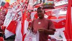 Pasang Surut Penjualan Bendera Merah Putih di Kebayoran