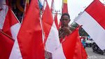 Pasang Surut Penjualan Bendera Merah Putih di Kebayoran