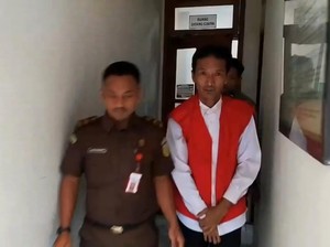 Satpam SMP di Kota Mojokerto Setubuhi Siswi Dituntut 12 Tahun Bui