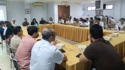 Rapat koordinasi di aula pertemuan Hiswana Migas, Jalan Kepundung, Denpasar, Bali pada Rabu (13/8/2025).