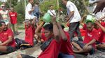 Kemeriahan Lomba di Liponsos Keputih Sambut Hari Kemerdekaan RI