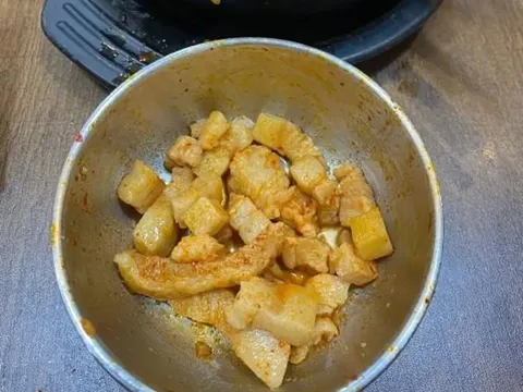Pelanggan Ngamuk Nggak Terima Sup Pesanannya Penuh Lemak