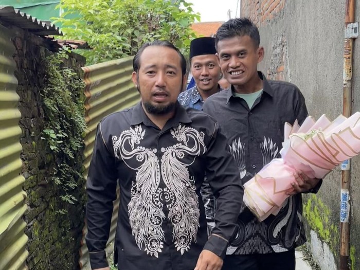 Viral lamaran pria Sidoarjo ditolak gegara bawa rombongan terlalu banyak