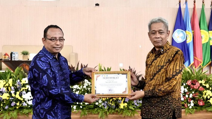 Wamensos: Presiden Berupaya Putus Rantai Kemiskinan Lewat Sekolah Rakyat