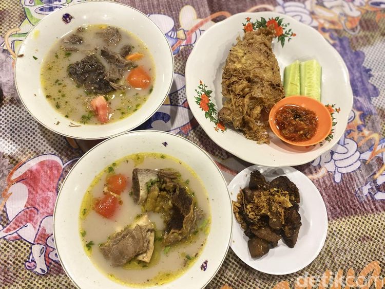 Diboyong dari Jogja, Sop Daging di Warung Minarwati Ada di Jakarta