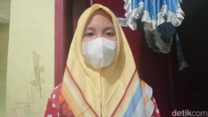 YRM setelah mendapat ijazah dari pondok pesantren. (Raja Adil Siregar/detikSumut)