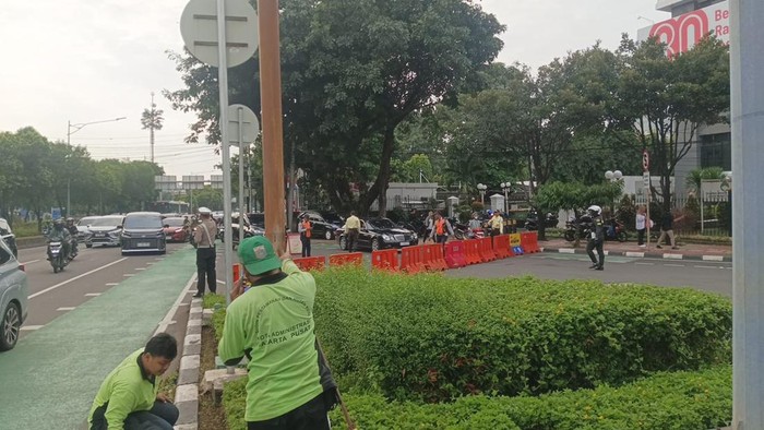 Ada Gladi Upacara HUT ke-80 RI di Istana, Lalin Jalan Veteran III Ditutup