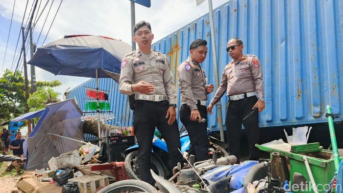 Boks kontainer timpa 9 siswa SD di Banjarbaru.