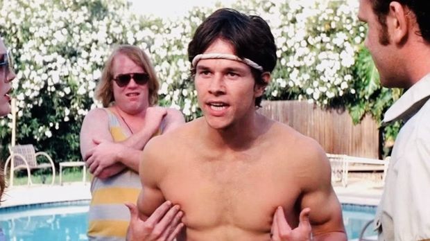 Cuplikan adegan dalam film Boogie Night (1997).