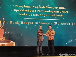 Video: BRI hingga Dana Terima Anugerah Ekonomi Hijau Investasi-Pembiayaan Hijau