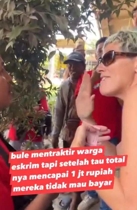 Bule Borong Es Krim di Lombok, Kaget Disuruh Bayar Rp 1 Juta