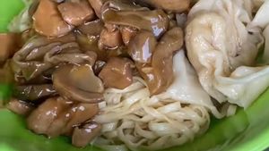 Video: Puas Makan Mie Ayam Rp 20 Ribu Milik Mantan Chef
