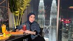 Mewah! Momen Erin Taulany Saat Kulineran di Luar Negeri